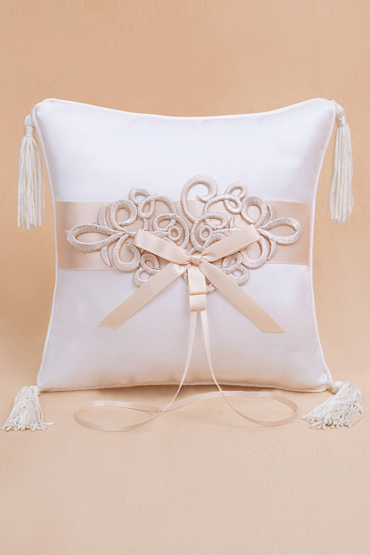Elegant Ring Pillow With Bow/Flowers