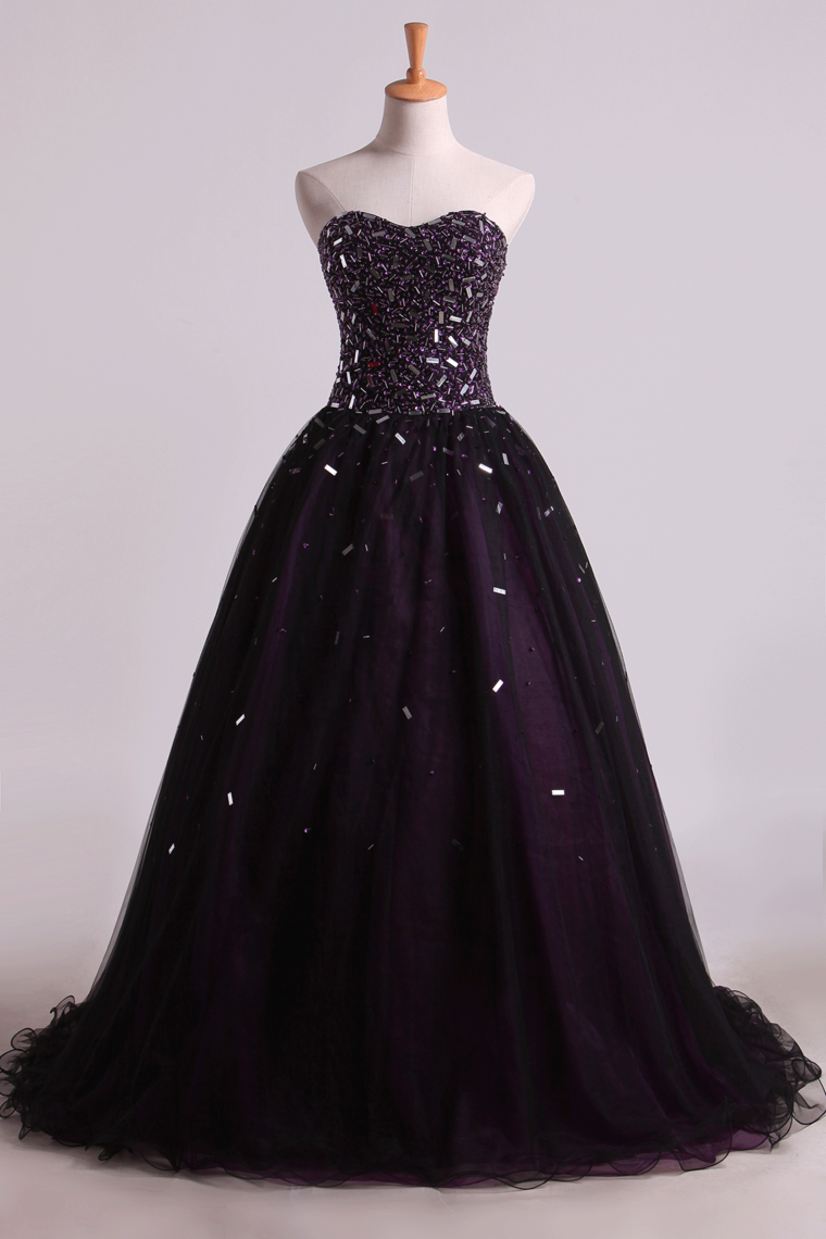 2024 Quinceanera Dresses Ball Gown Sweetheart Floor Length With Beading And Rhinestone