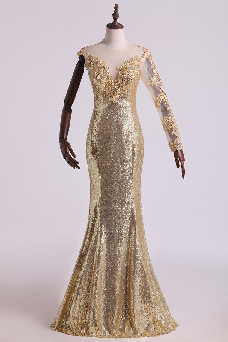 2022 Scoop Mermaid Prom Dresses Sequins With Applique Floor Length Long Sleeves