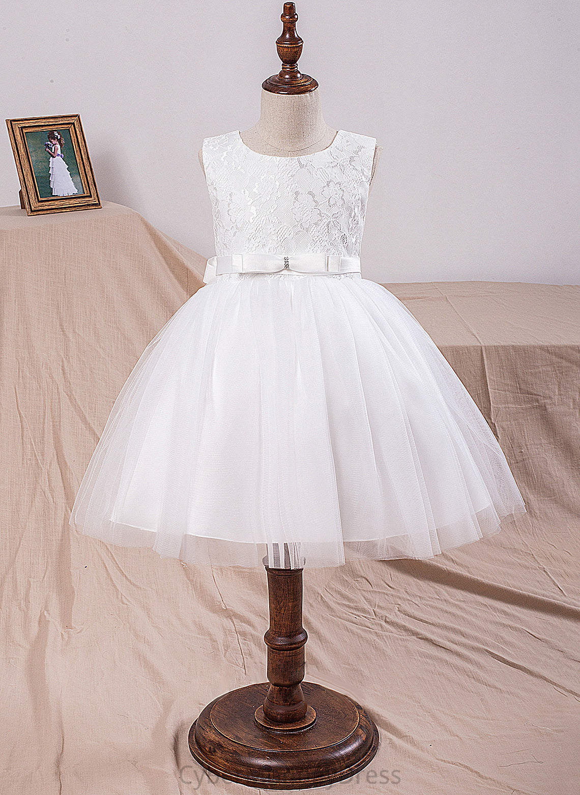 Emmy Tulle/Lace Ball-Gown/Princess Dress Knee-length Neck Sleeveless Scoop With - Girl Flower Girl Dresses Bow(s) Flower