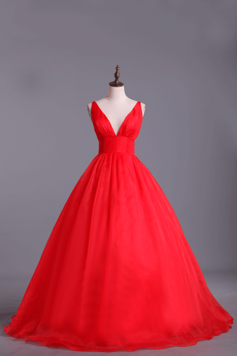 2022 Deep V Neckline Prom Dress Organza Floor Length Backless Sexy Red