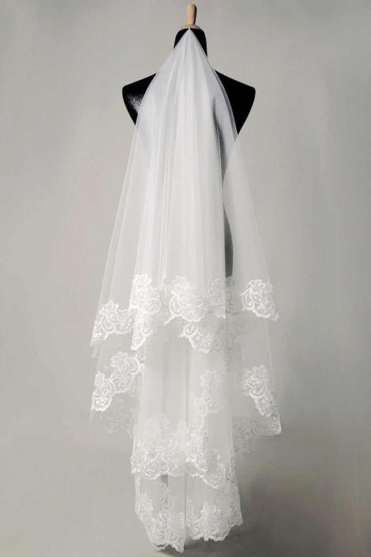 1.5 Meter Wedding Veils Multilayers Applique Edge V083