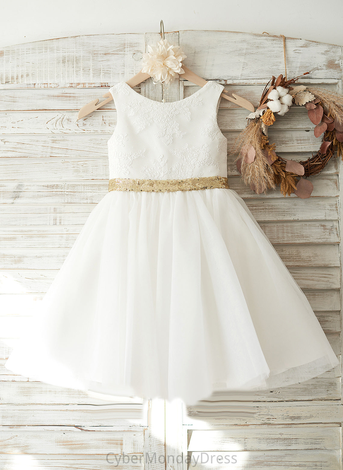 Back Anabel A-Line Flower Neck Scoop Tulle/Lace/Sequined Sleeveless Flower Girl Dresses Bow(s)/V Dress Girl Knee-length With -