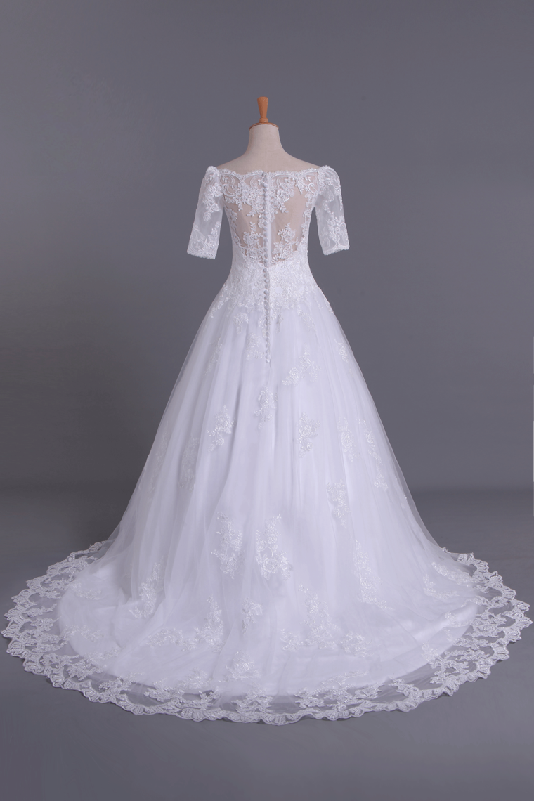 2024 New Arrival Wedding Dresses Boat Neck Short Sleeves Chapel Train With Applique