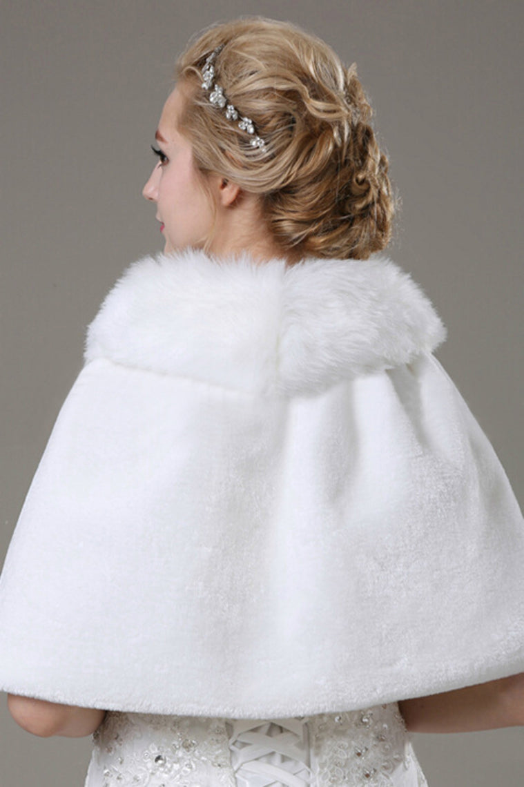 Lovely Faux Fur Wedding Wrap