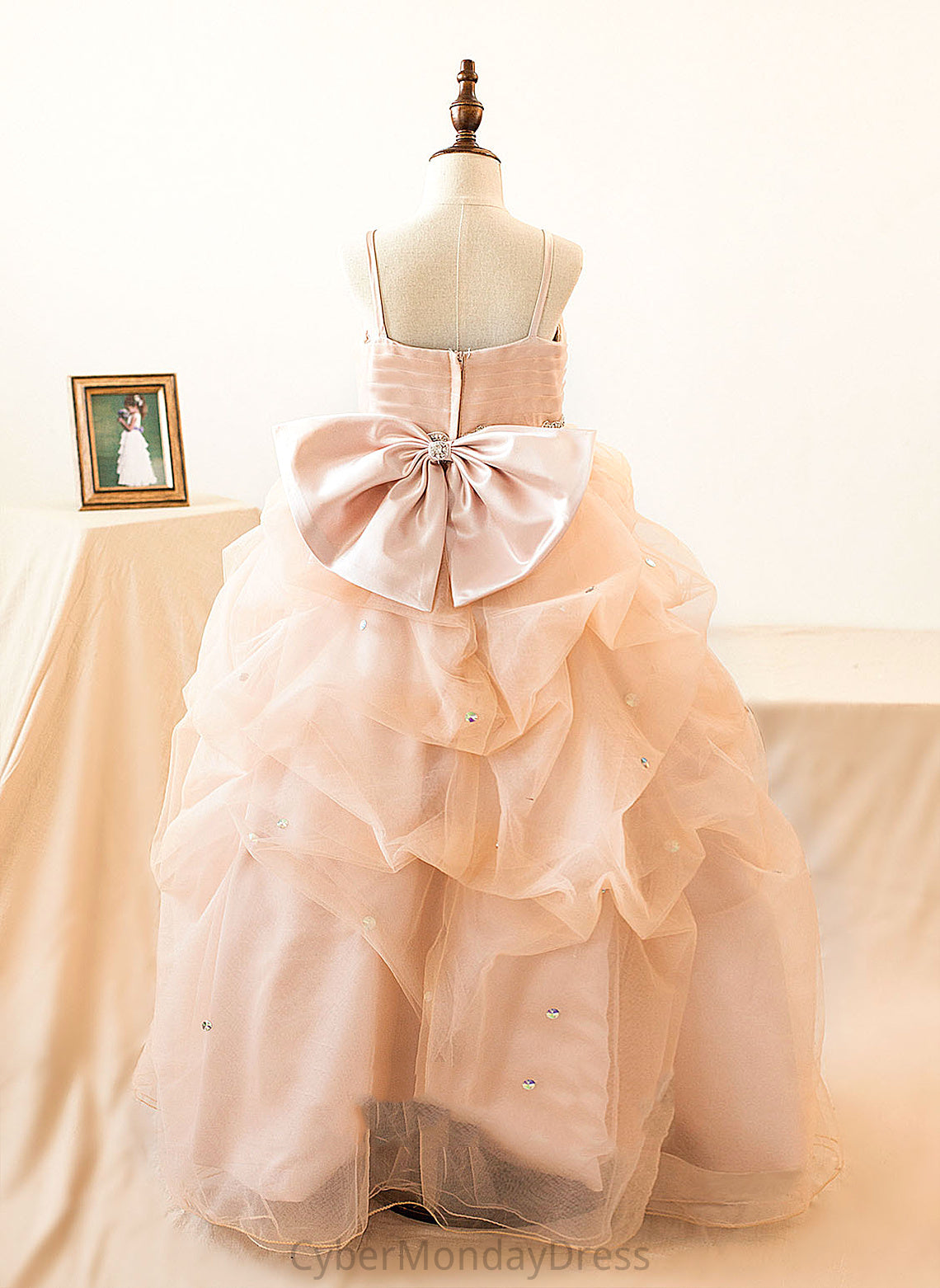 Straps With Ruffles/Bow(s)/Rhinestone Flower Kristin Flower Girl Dresses - Dress Tulle Girl Sleeveless Ball-Gown/Princess Floor-length