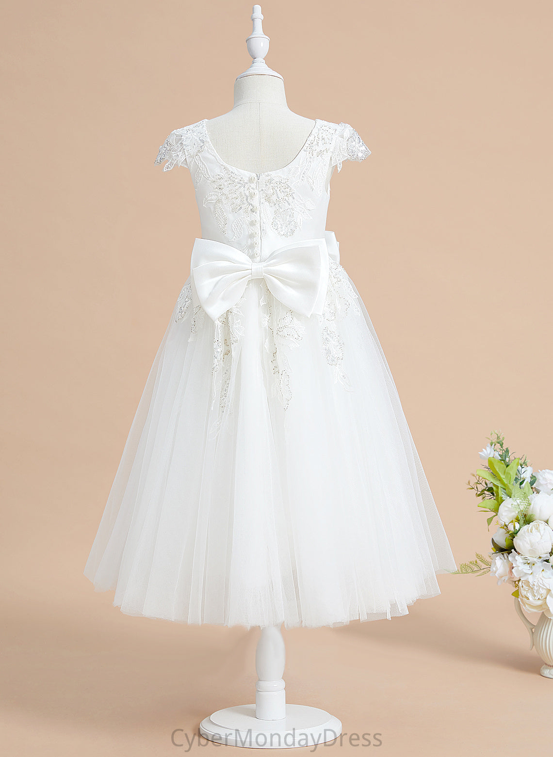 Girl A-Line Hadley Sleeves Neck Flower Girl Dresses Flower Scoop Short Dress Tulle/Lace Tea-length With Sequins/Bow(s) -