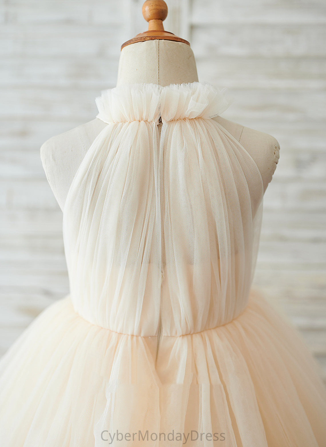 Ball-Gown/Princess High - Girl Neck Dress Tulle Flower Sleeveless Dayanara Floor-length Flower Girl Dresses