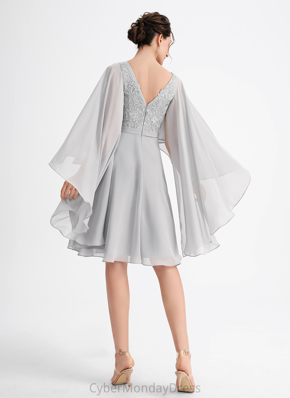 Dress A-Line Giovanna Knee-Length Cocktail Dresses Cocktail V-neck With Chiffon Lace