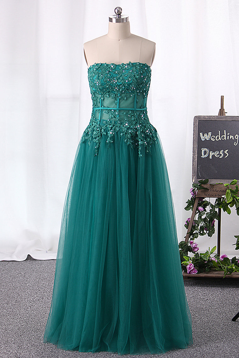 2024 Strapless Prom Dresses A Line Tulle With Applique And Slit