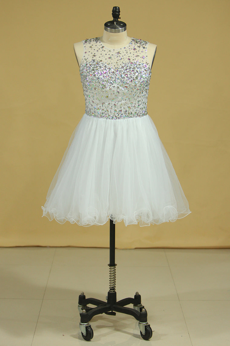 2024 Scoop Beaded Bodice A Line Prom Dress Short/Mini With Tulle Skirt White Plus Size