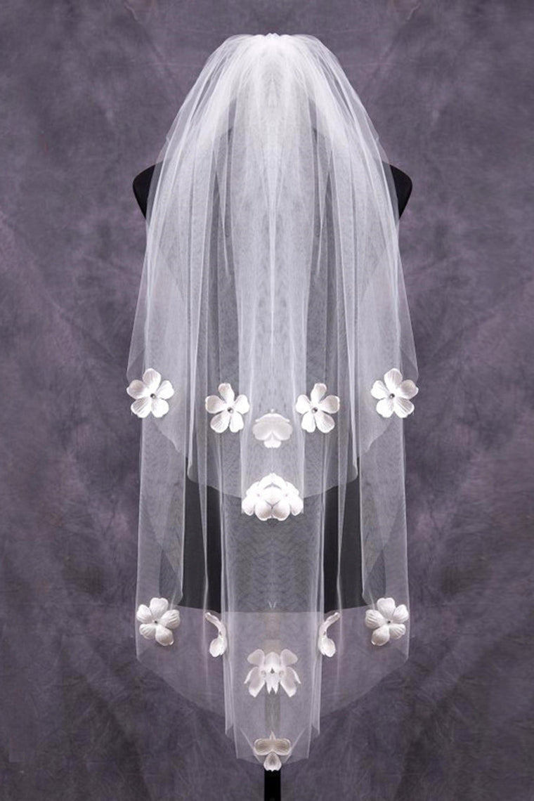 Two-Tier Finger-Tip Length Bridal Veils With Handmade Flower