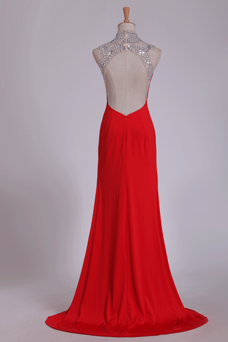 2022 Red High Neck Prom Dresses Sheath/Colum With Beading Sweep Train