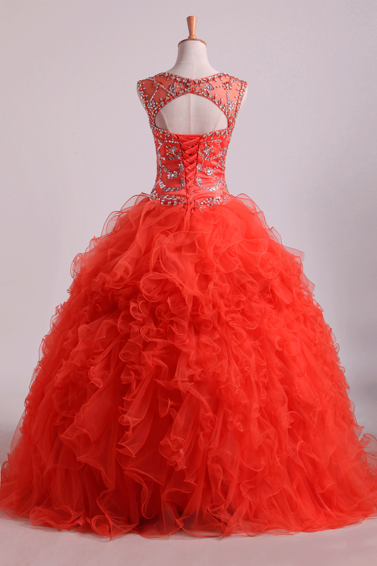 2022 Scoop Quinceanera Dresses Tulle Ball Gown Floor Length With Beading