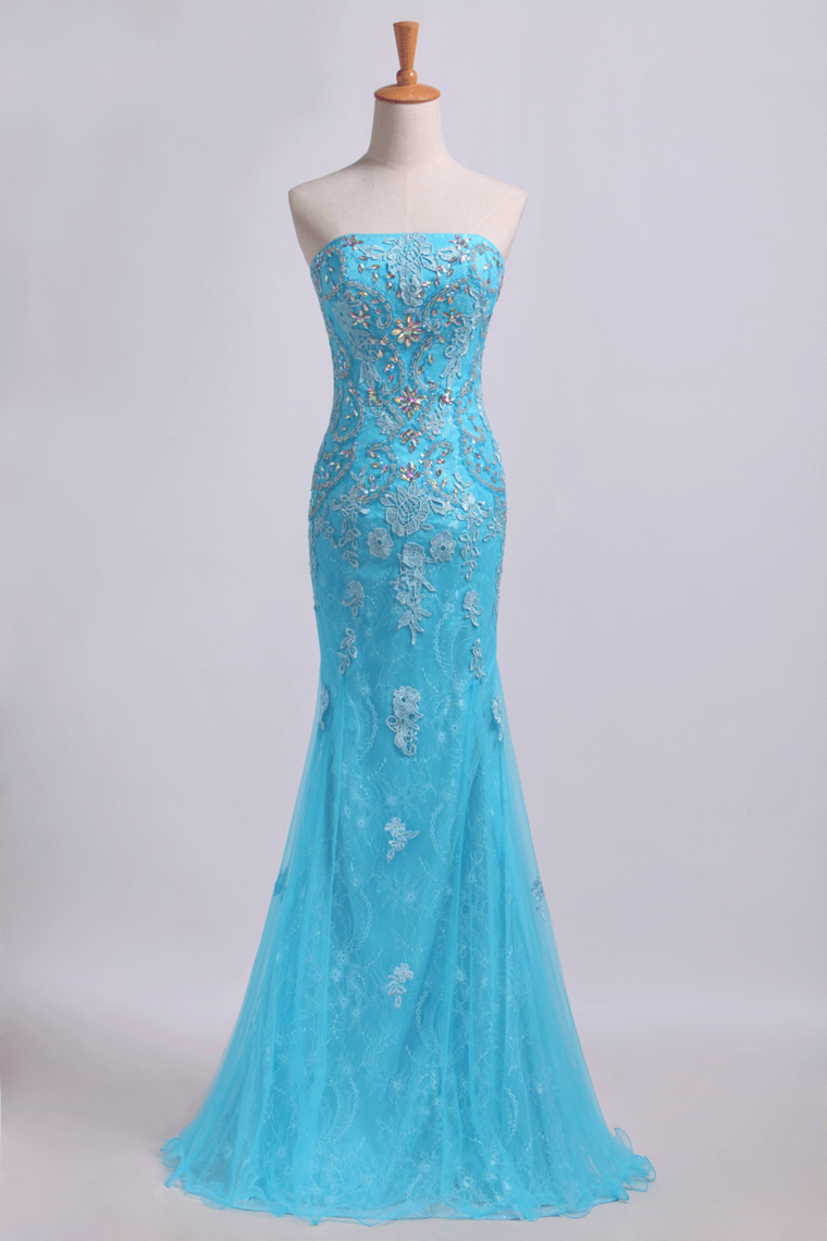 2024 Prom Dresses Strapless Mermaid With Beading&Applique