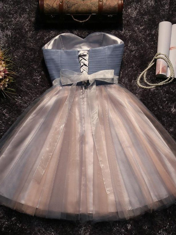 A-Line/Princess Sleeveless Homecoming Dresses Sweetheart Tulle Beading Short/Mini Juliana Dresses